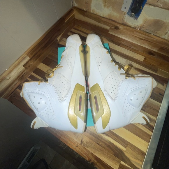 2012 NIKE AIR JORDAN RETRO GOLDEN MOMENT PACK GMP WHITE GOLD 6 VI 384664 135 OG - Picture 3 of 8